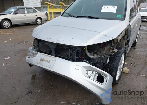 2012 Volkswagen Tiguan Se z USA, uszkodzony, nr VIN WVGBV7AX8CW585969